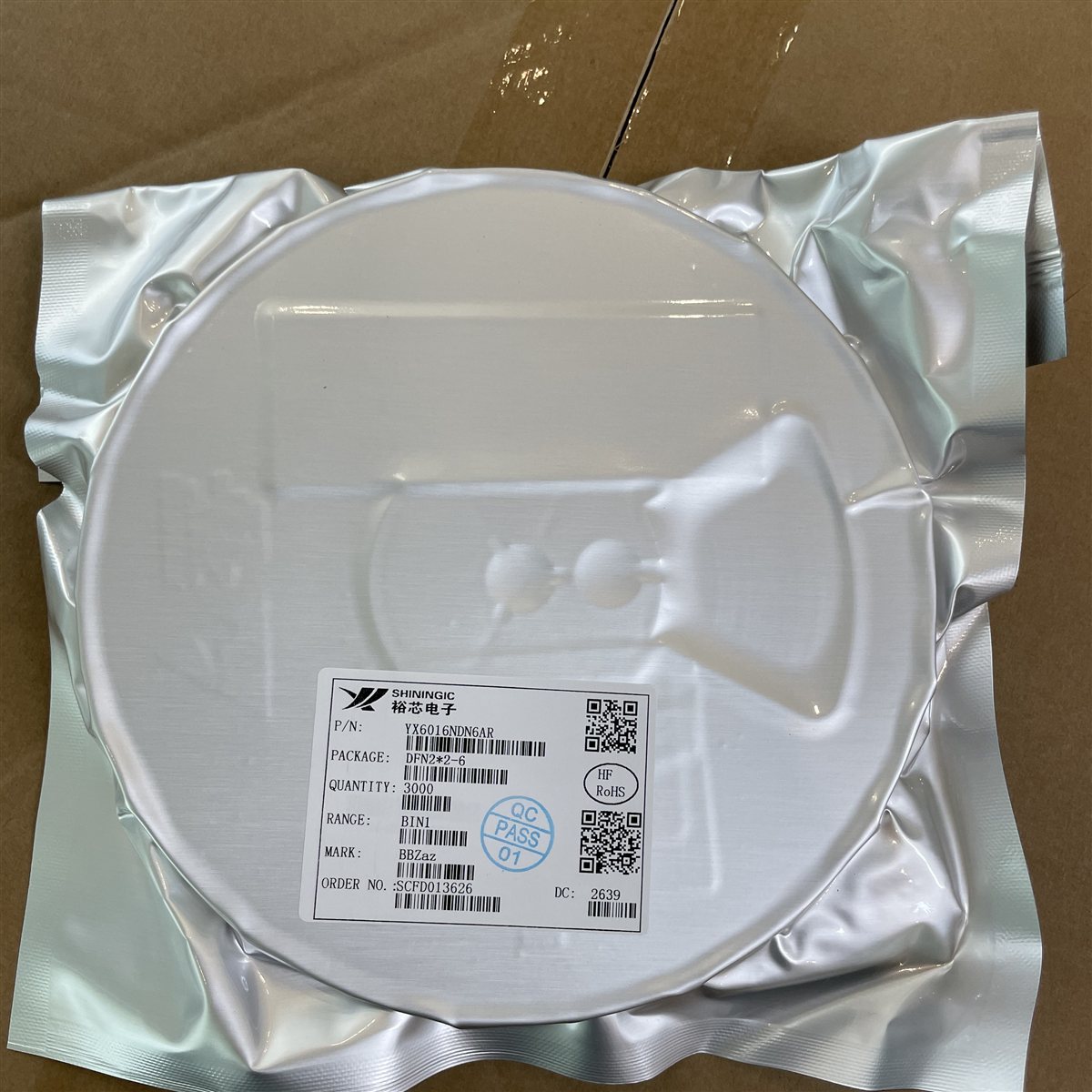裕芯 YX6016NDN6AR DFN2*2-6 现货实拍图